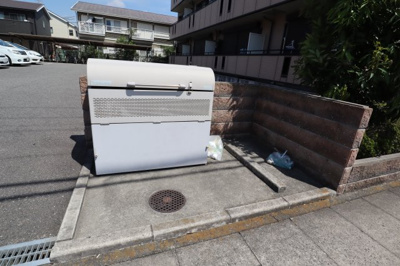 【その他共用部分】 | サンライズ | 敷地内ゴミ捨場