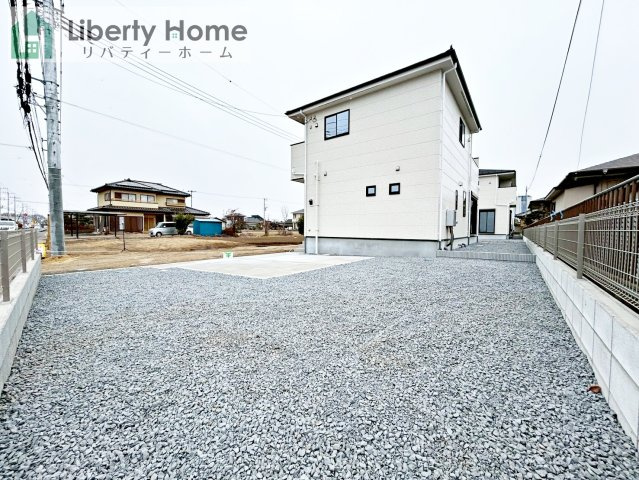 水戸市小吹町2期　新築戸建　1号棟の駐車場