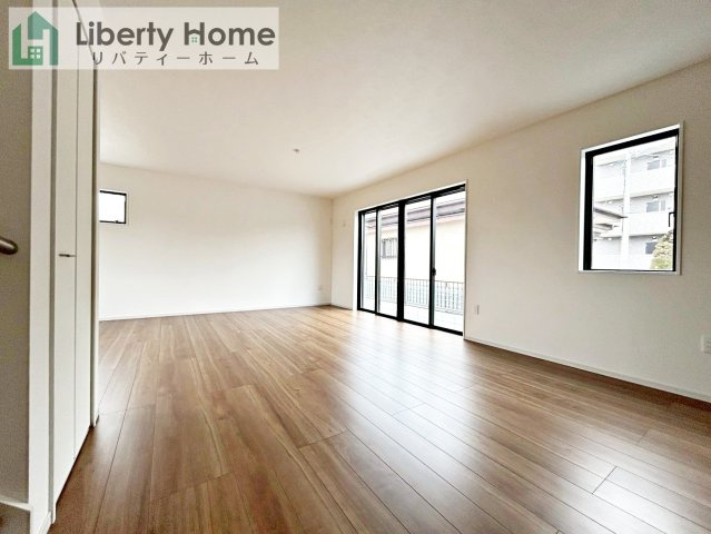 水戸市小吹町2期　新築戸建　1号棟のキッチン|(1号棟)同仕様・同形状写真