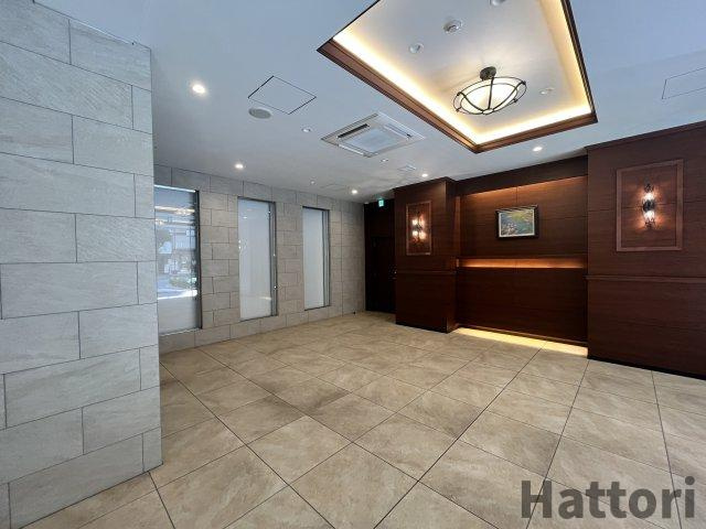 スプランディッド江坂駅前のロビー