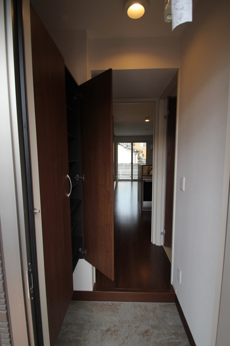 プランタンの玄関