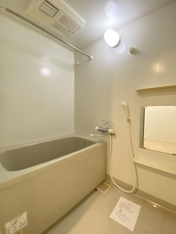 コウジーコートの浴室