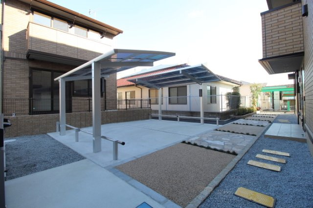 アスターエイト　A棟