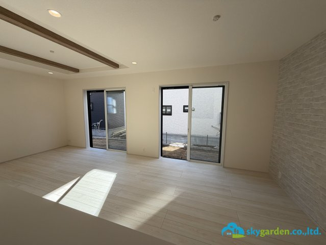 平塚市河内　新築戸建　全6棟4号棟の居間・リビング