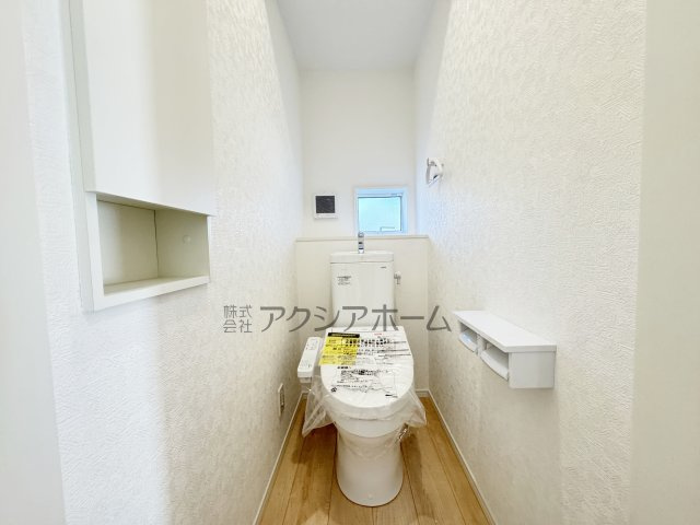 飯能市双柳・全14棟　新築一戸建　9号棟　～LDK16.5帖～のトイレ