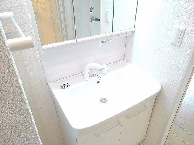 クレストの洗面所