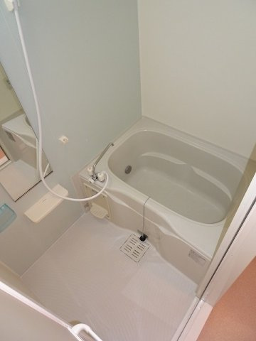 クローバーコートの浴室