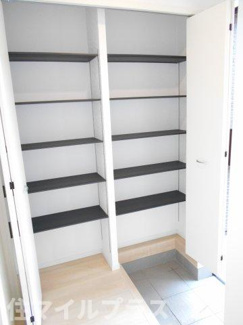 【玄関】 | 郡山市開成5丁目新築一戸建て3棟 | シンプルで使いやすい玄関です