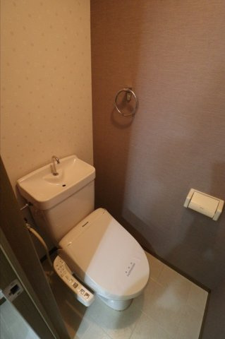 メゾンドールα　A棟のトイレ