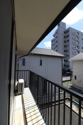 メゾンドールα　A棟のバルコニー