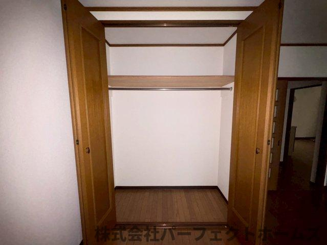 藤阪ハイツA１棟の収納|十分な収納スペースがあります