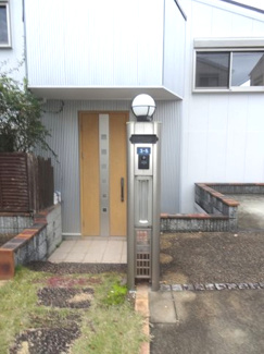 【玄関】 | 川西市南野坂1丁目3の5　中古一戸建て