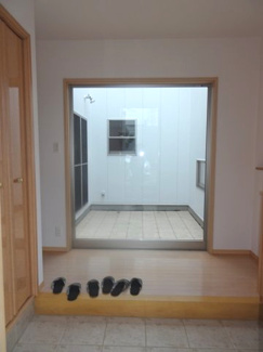 【玄関】 | 川西市南野坂1丁目3の5　中古一戸建て