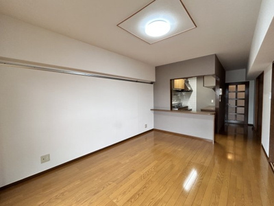 【居間・リビング】 | リバティ