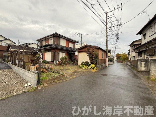 茅ヶ崎市西久保　売地の前面道路含む現地写真|現地外観