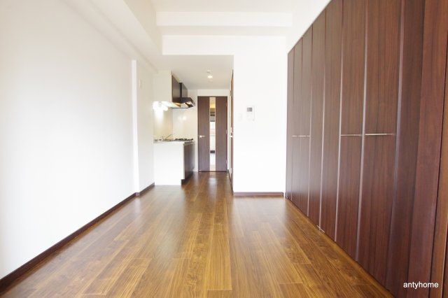 S-RESIDENCE淀屋橋 仲介手数料無料の居間・リビング