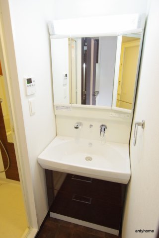 S-RESIDENCE淀屋橋 仲介手数料無料の洗面所