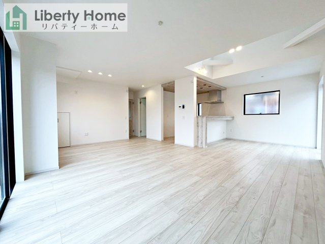 水戸市小吹町2期　新築戸建　3号棟の居間・リビング