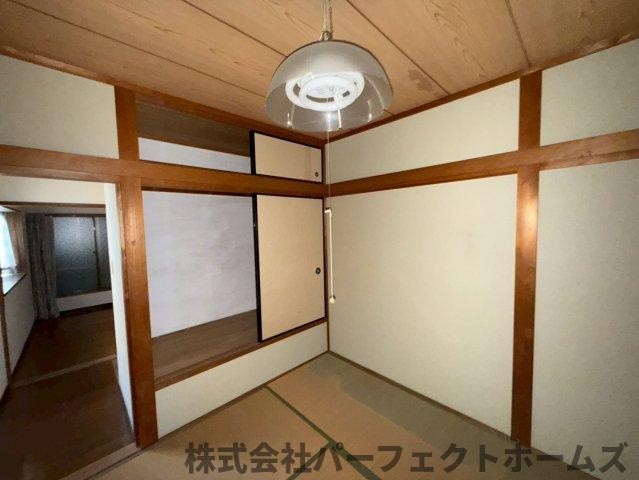 御幸東町中古戸建の和室|ゆったりとくつろげる和室です