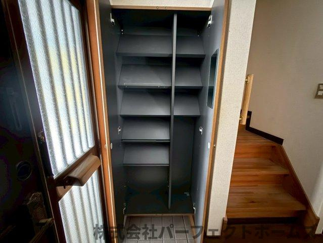 御幸東町中古戸建の収納|専用の収納スペースです