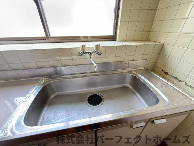 御幸東町中古戸建のキッチン|キッチンです