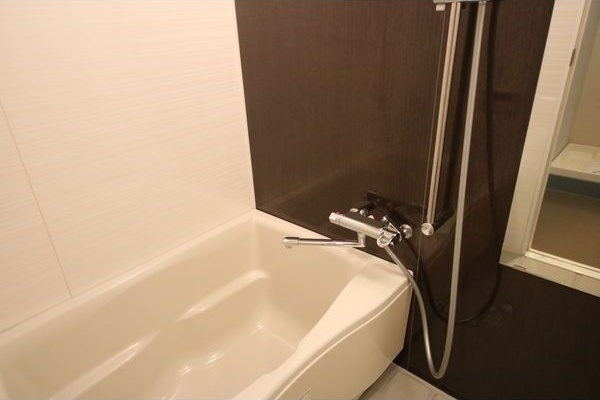 aLATO白壁(旧レジディア白壁)の浴室