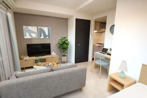 aLATO白壁(旧レジディア白壁)の居間・リビング