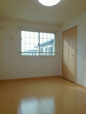 【内装】 | デフィ・エガワ | きれいな内装です