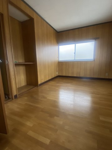 御立一戸建の洋室