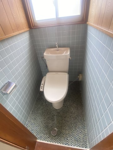 御立一戸建のトイレ