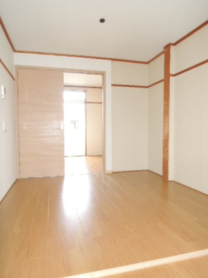 【居間・リビング】 | エルディム杉山 | 使いやすい居間です