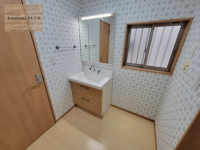 東大阪市御厨東1丁目の洗面所