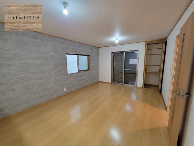 東大阪市御厨東1丁目の居間・リビング