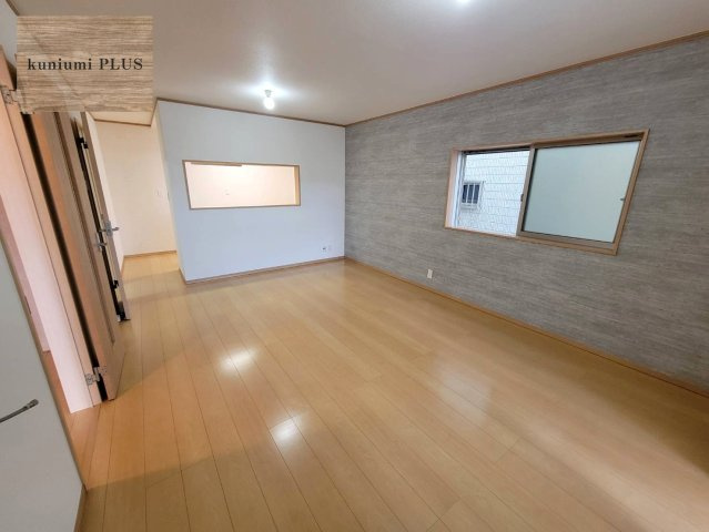 東大阪市御厨東1丁目の居間・リビング