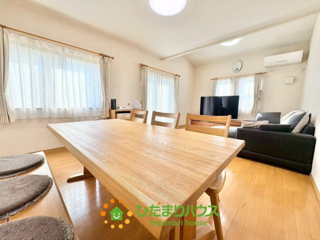 加須市水深　中古一戸建ての居間・リビング|2025年11月24日　撮影