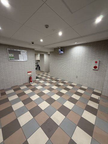 ES-Grande大阪同心のロビー