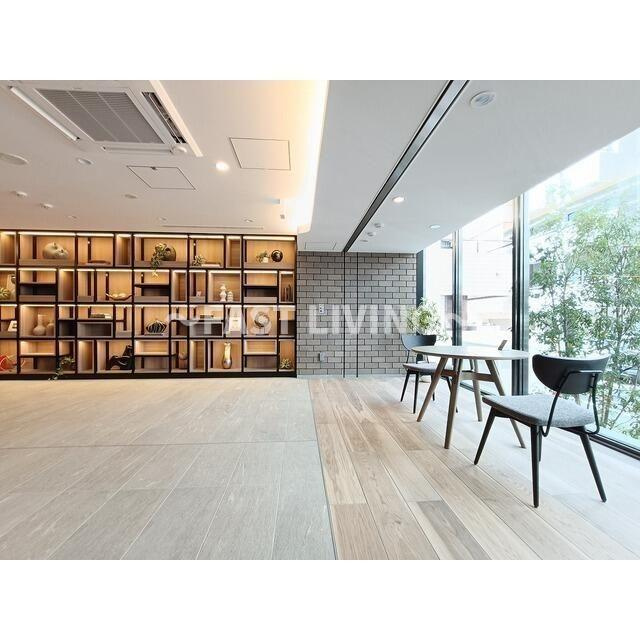 ルフォンプログレ本郷三丁目のロビー