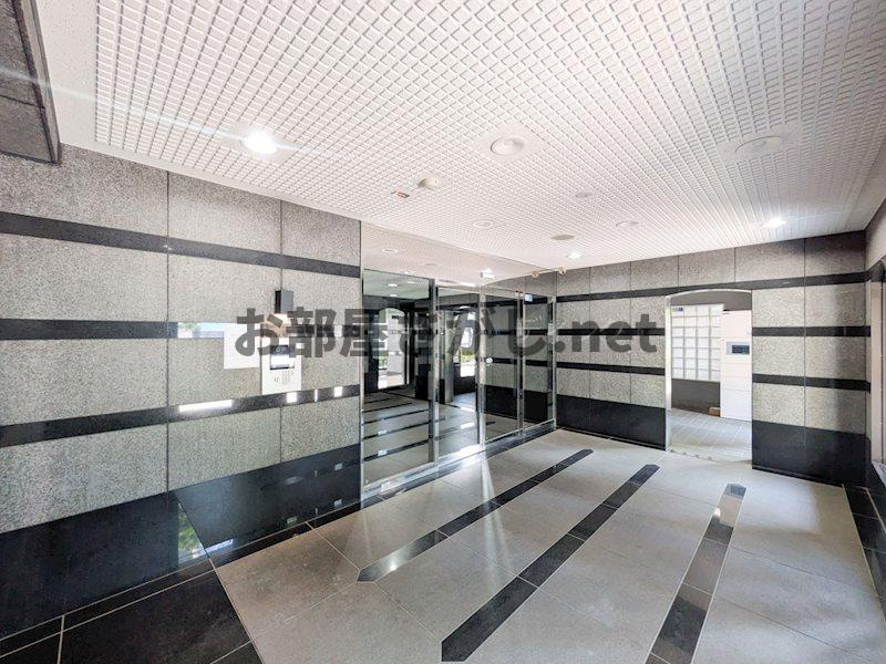 【交通が便利なエリア】クレアシオン市ヶ谷西のセキュリティ