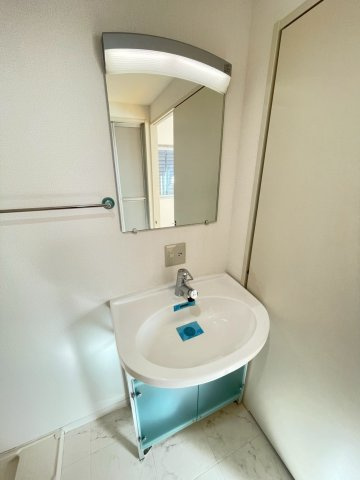 【独立洗面台】