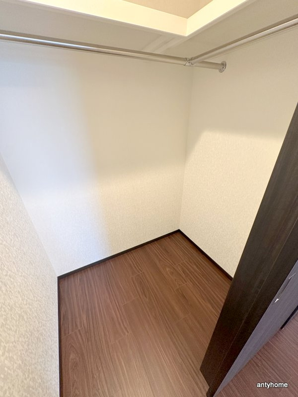 プレジオ九条　仲介手数料無料の収納