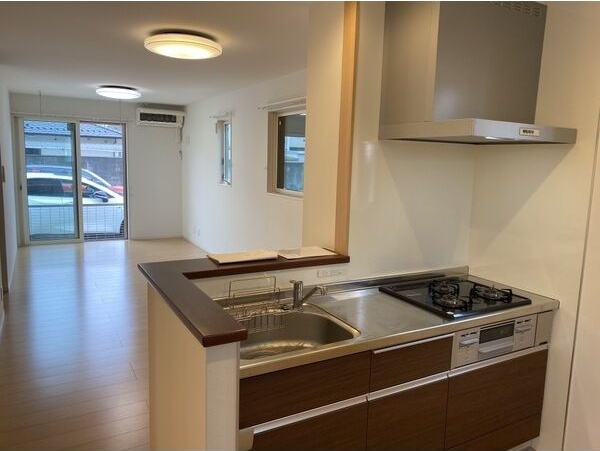 ドルチェヴィータマルヤの居間・リビング