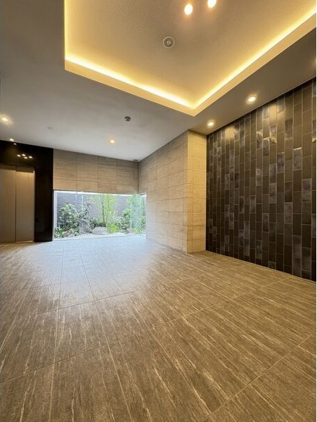 パルティール笠寺のロビー