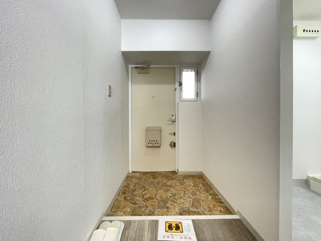 メゾン大邦の玄関