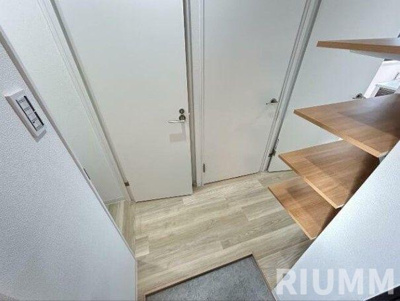 【玄関】 | アリエル関町北