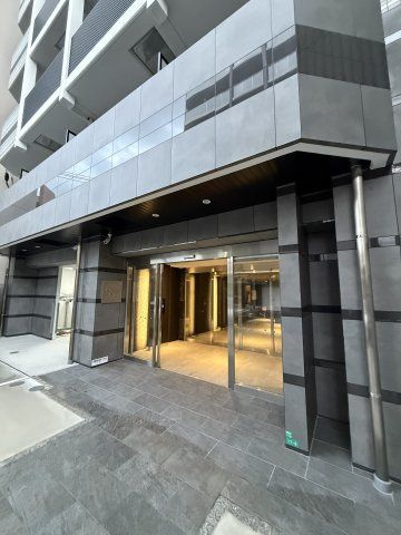 Alivis都島北通のエントランス