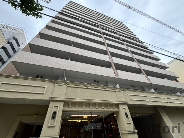 スプランディッド江坂駅前