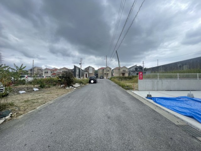 【前面道路含む現地写真】 | 八重瀬町伊覇（全4棟）ラスト2号棟 | ※南東側公道6m♪