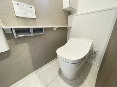 【トイレ】 | 八重瀬町伊覇（全4棟）ラスト2号棟 | 2号棟　タンクレストイレ♪