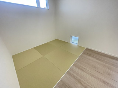 【和室】 | 八重瀬町伊覇（全4棟）ラスト2号棟 | 2号棟　畳コーナー2帖付き♪