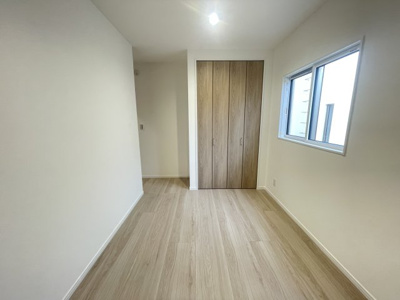 【洋室】 | 八重瀬町伊覇（全4棟）ラスト2号棟 | 2号棟　洋室6.4帖＋CL付き♪